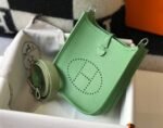Replica Hermes Evelyne Bag Designer Hermes Mini Crossbody Real Bag 20424 Green - Image 3