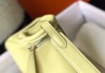 Replica Hermes H079086CK18 Lindy Mini Bag 19cm Semi-manual H231902 - Image 6