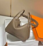 Replica Hermes H073428 Lindy Bag 26 30 H231958 - Image 2