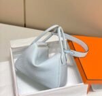 Replica Hermes H073428 Lindy Bag 26 30 H231956 - Image 2