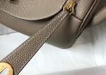 Replica Hermes H073428 Lindy Bag 26 30 H231945 - Image 4