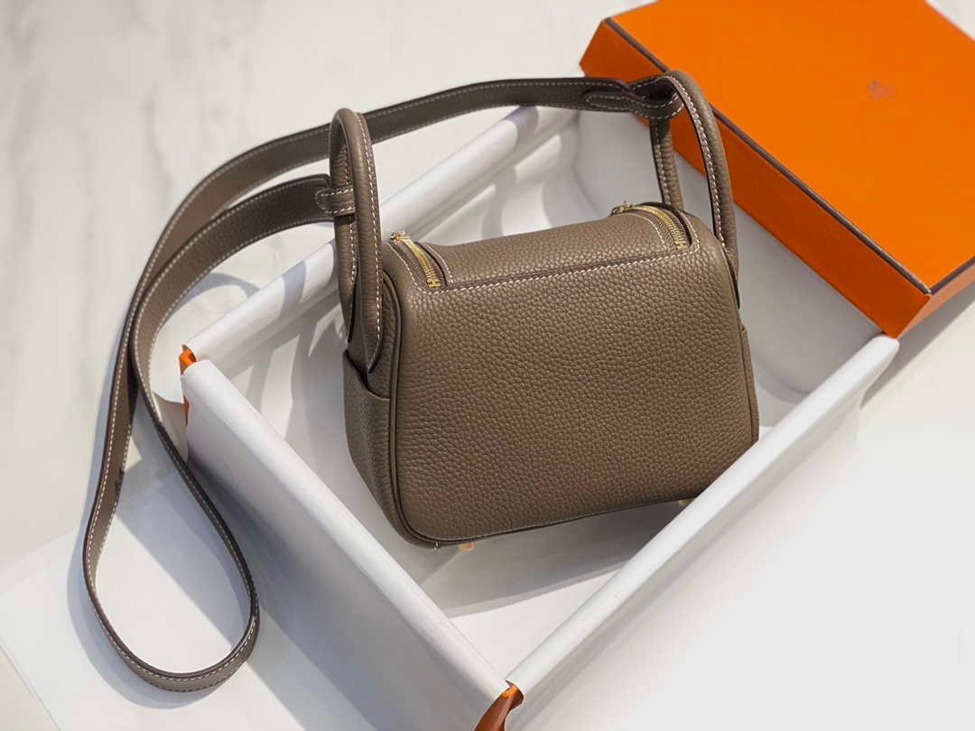 65327b6186d25.jpg Replica Hermes H079086 Lindy Mini Bag 19cm H231936 - Image 1