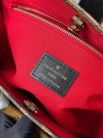 LOUIS VUITTON - Image 9