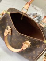 LOUIS VUITTON M41113 - Image 8