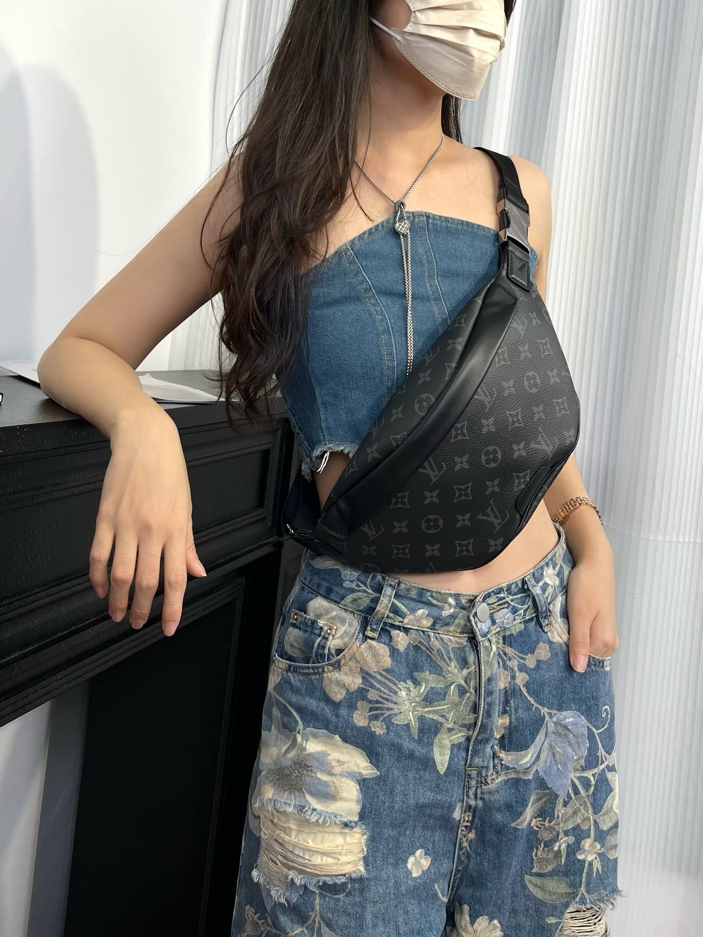 wsxc1740921526311_2.jpg LOUIS VUITTON M46035 - Image 1