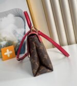 LOUIS VUITTON - Image 5