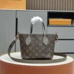 LOUIS VUITTON - Image 5