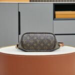 LOUIS VUITTON - Image 6