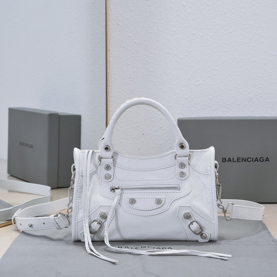 wsxc1741709059289_0.jpg Balenciaga - Image 1