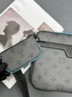 LOUIS VUITTON - Image 5