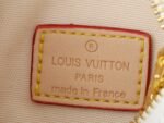 LOUIS VUITTON - Image 8