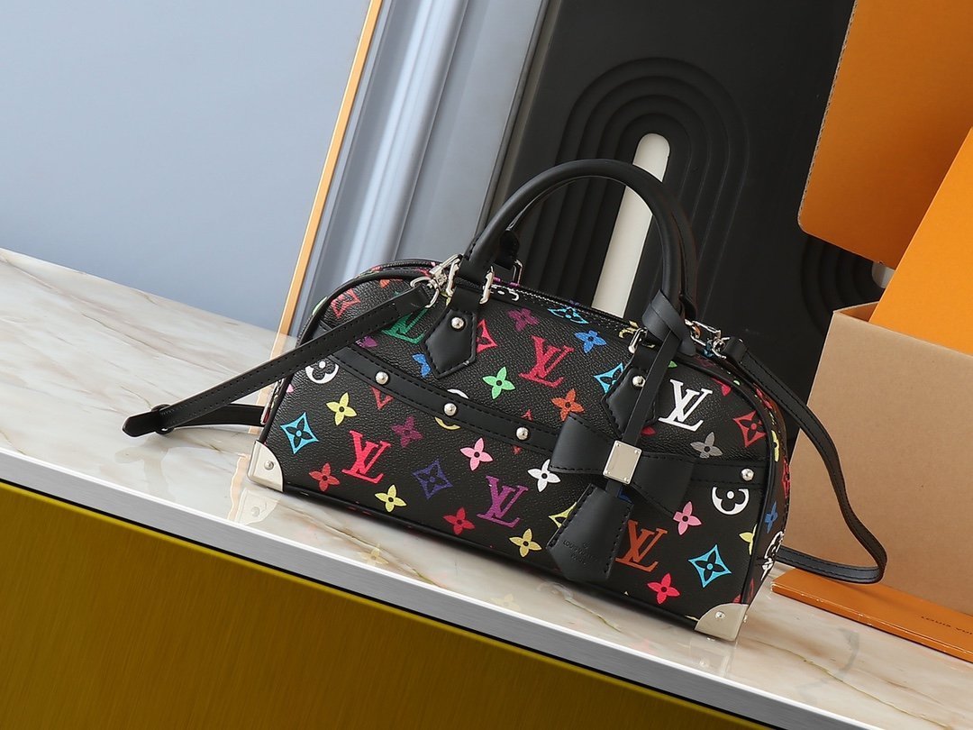 wsxc1742654536288_0.jpg LOUIS VUITTON - Image 1