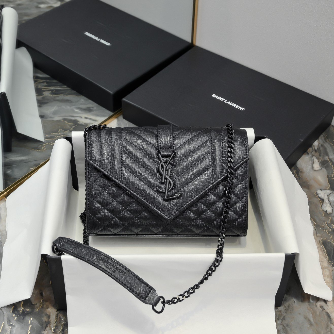 wsxc1742745988020_0.jpg YSL - Image 1