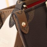 LOUIS VUITTON - Image 9