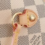 LOUIS VUITTON - Image 7