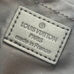 LOUIS VUITTON - Image 9