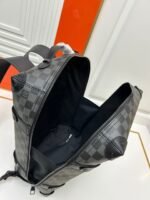 LOUIS VUITTON - Image 8