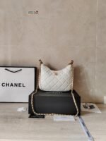 CHANEL - Image 2