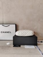 CHANEL - Image 6