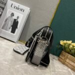 LOUIS VUITTON - Image 3