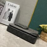 LOUIS VUITTON - Image 4