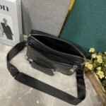 LOUIS VUITTON - Image 8