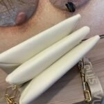 LOUIS VUITTON - Image 9