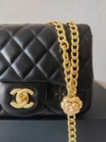 CHANEL - Image 2