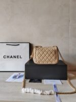 CHANEL - Image 5
