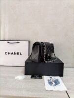 CHANEL - Image 3