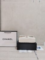 CHANEL - Image 4