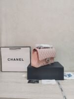 CHANEL - Image 2