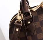 LOUIS VUITTON - Image 4