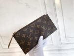 LOUIS VUITTON - Image 8