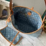 LOUIS VUITTON - Image 9