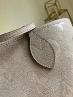 LOUIS VUITTON - Image 2