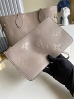 LOUIS VUITTON - Image 8