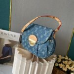 LOUIS VUITTON - Image 3