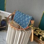 LOUIS VUITTON - Image 3