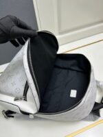 LOUIS VUITTON - Image 9