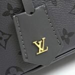 LOUIS VUITTON - Image 5