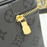 LOUIS VUITTON - Image 8