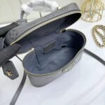 LOUIS VUITTON - Image 9