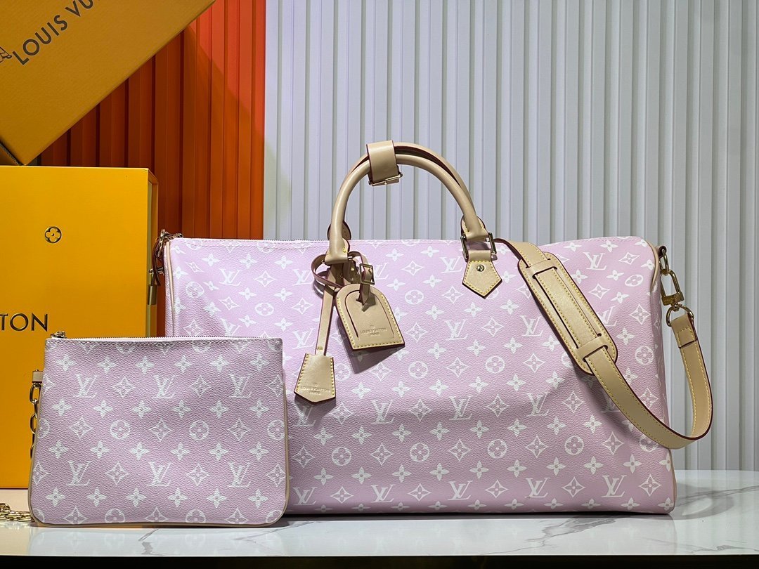 wsxc1743014675458_0.jpg LOUIS VUITTON - Image 1