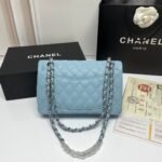 CHANEL - Image 3