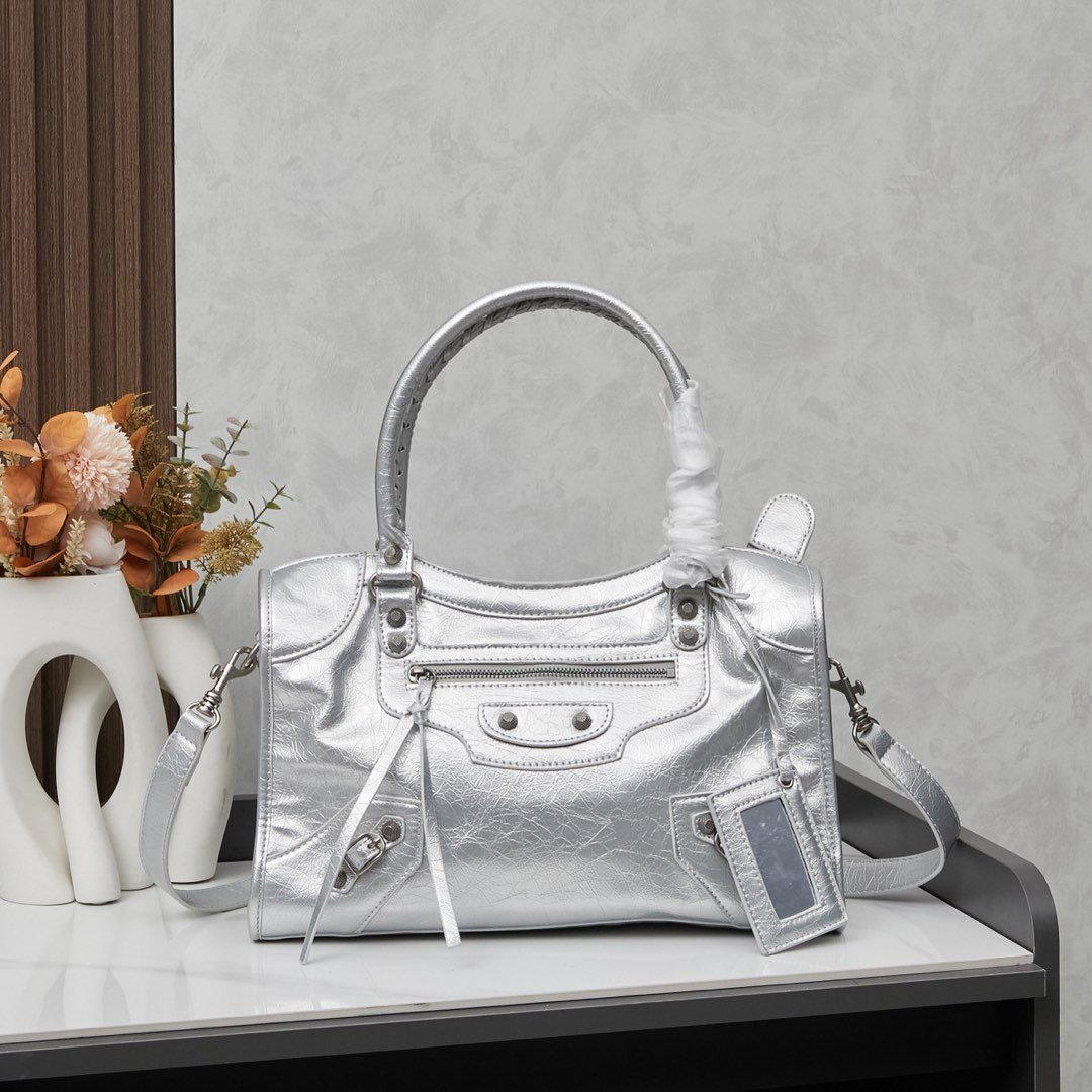 wsxc1743086845227_0.jpg Balenciaga - Image 1