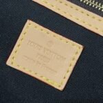 LOUIS VUITTON - Image 9