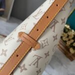 LOUIS VUITTON - Image 7